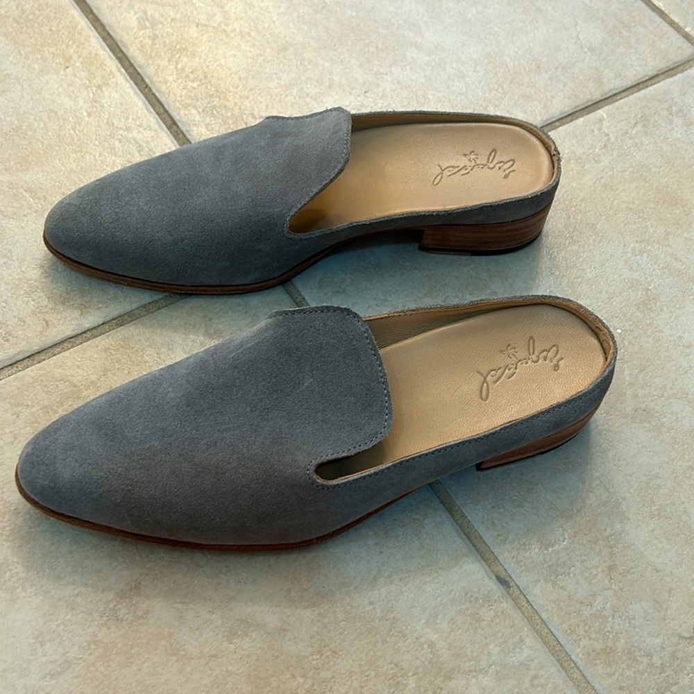 Esquivel Mules
